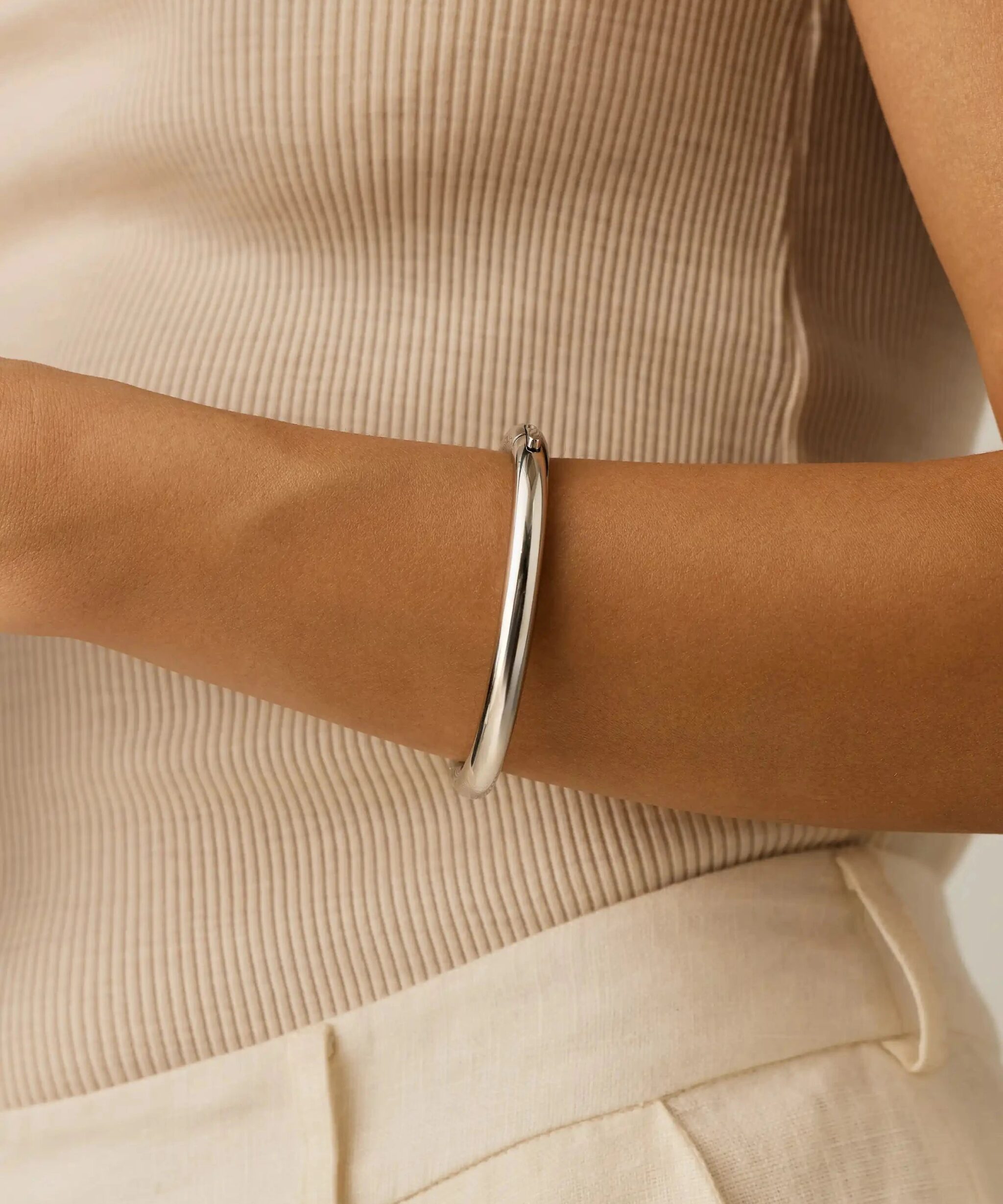 Alternative view of Chunky Round Hinged Bangle | Platinum Plated