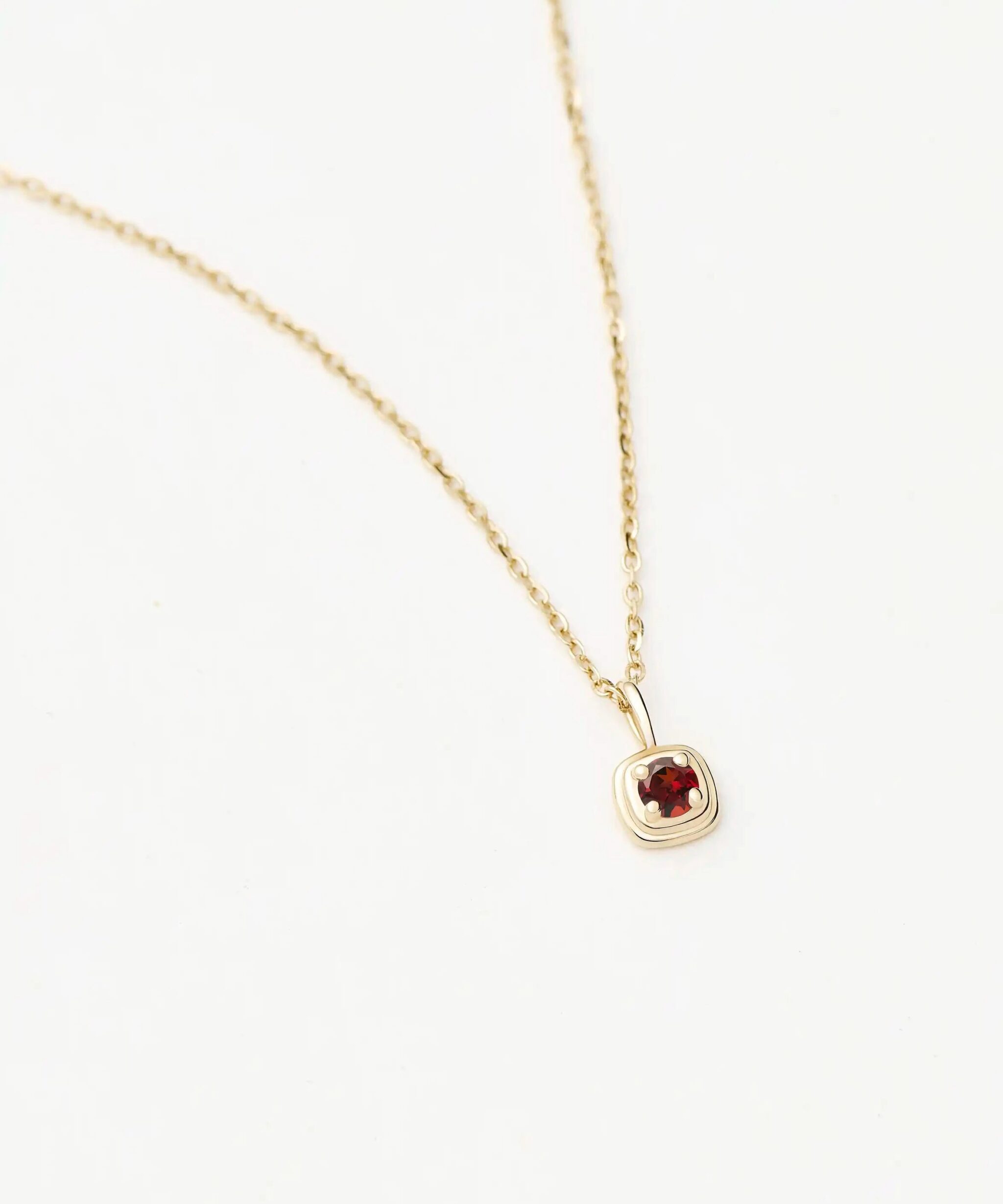 Solid Gold January Birthstone Pendant Necklace | 14ct Solid Gold/Garnet