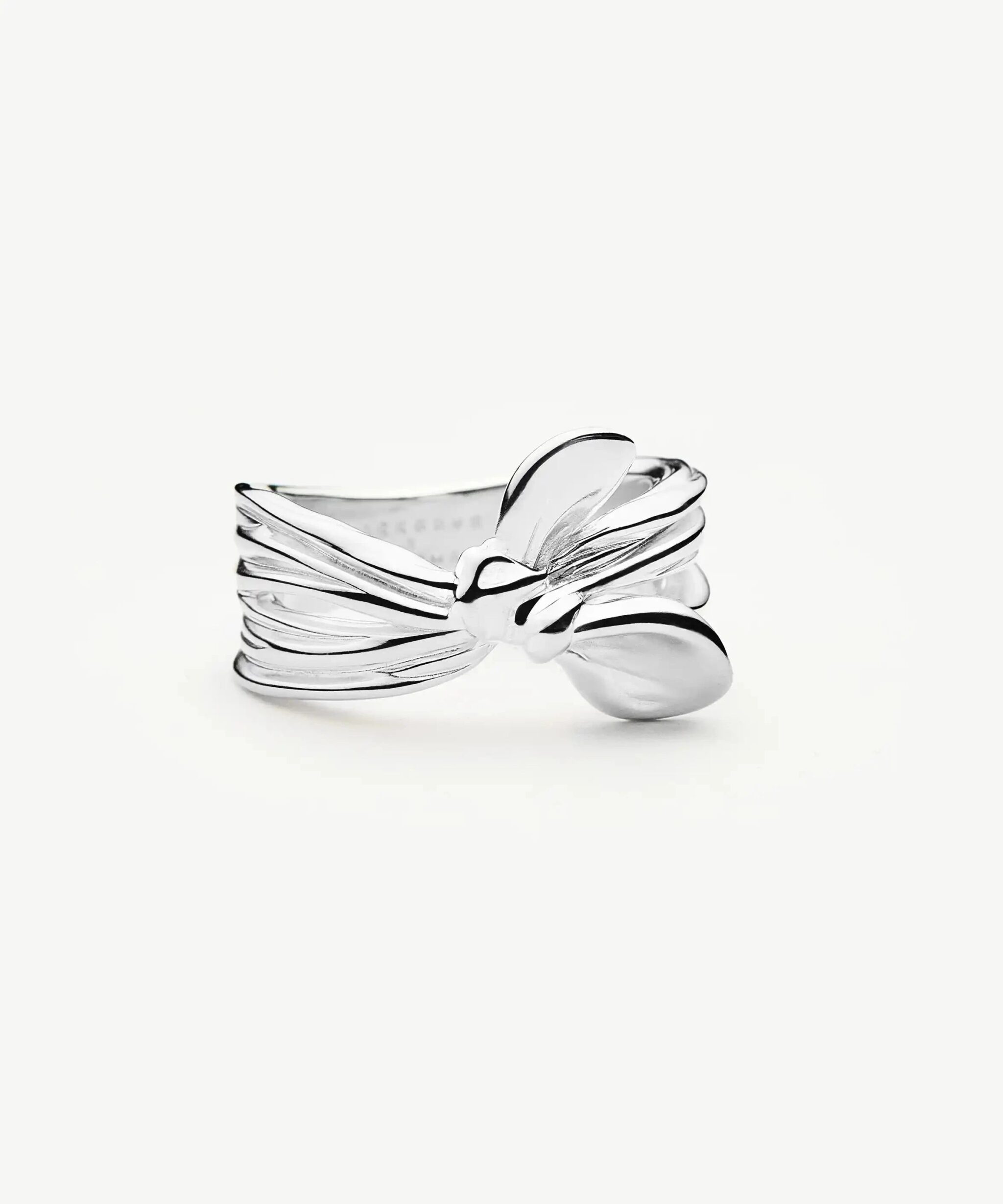 MARKGONG Bow Ring | Silver Plated