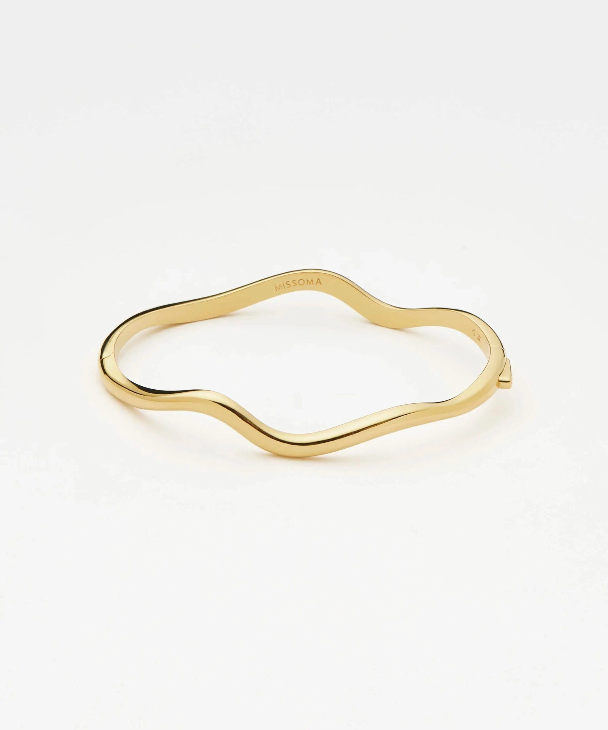 Molten Classic Hinged Bangle | 18ct Gold Plated